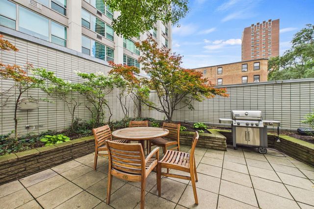 3600 N Lake Shore Drive 2324, Chicago, IL 60613