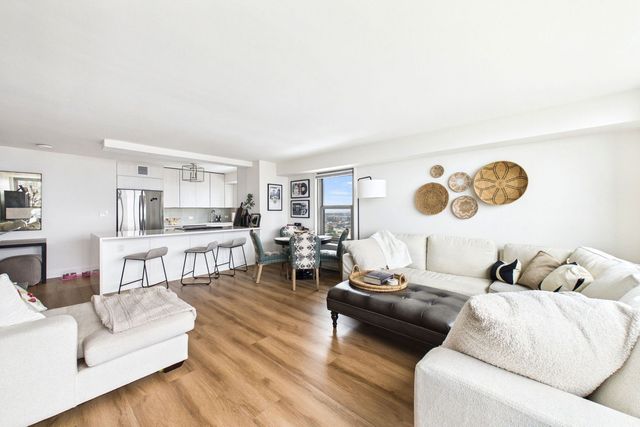 3600 N Lake Shore Drive 2324, Chicago, IL 60613