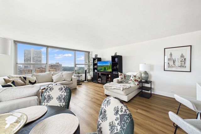 3600 N Lake Shore Drive 2324, Chicago, IL 60613