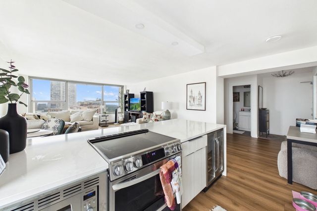3600 N Lake Shore Drive 2324, Chicago, IL 60613