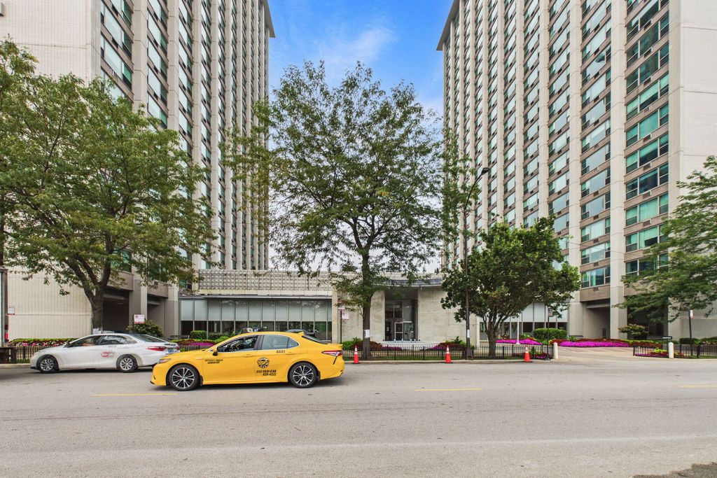3600 N Lake Shore Drive 2324, Chicago, IL 60613