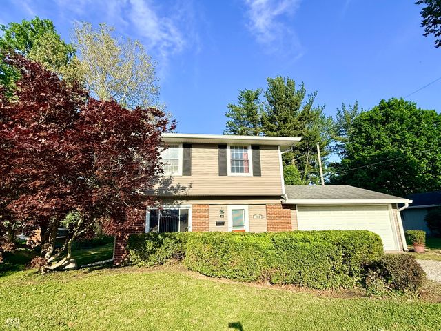 1512 Woodside Drive, Crawfordsville, IN 47933