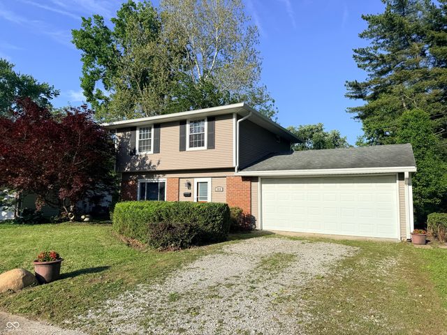1512 Woodside Drive, Crawfordsville, IN 47933