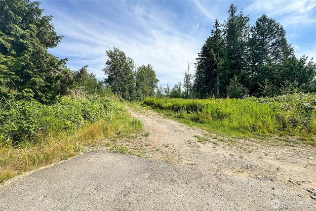 283 W Axton Road, Bellingham, WA 98226