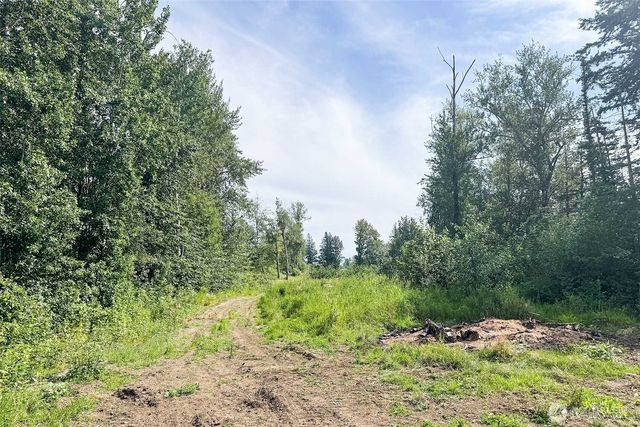 283 W Axton Road, Bellingham, WA 98226