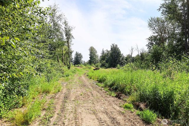 283 W Axton Road, Bellingham, WA 98226