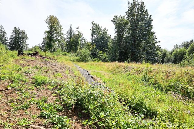 283 W Axton Road, Bellingham, WA 98226
