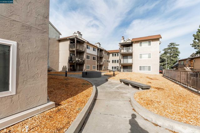 1315 A St 206, Hayward, CA 94541