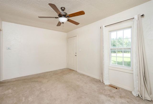 9617 E Reno Avenue, Midwest City, OK 73130