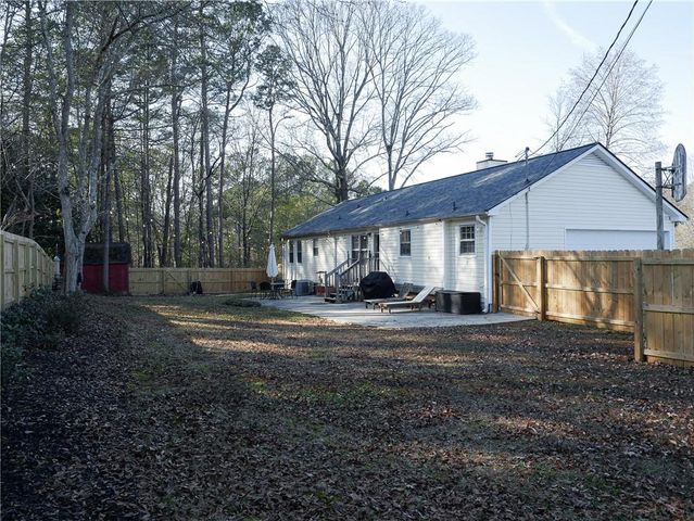370 Ridgeview Drive, Auburn, GA 30011