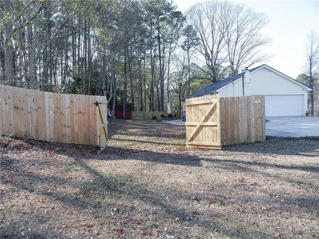 370 Ridgeview Drive, Auburn, GA 30011