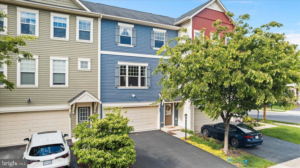 102 ROTUNDA DR, Stephenson, VA 22656