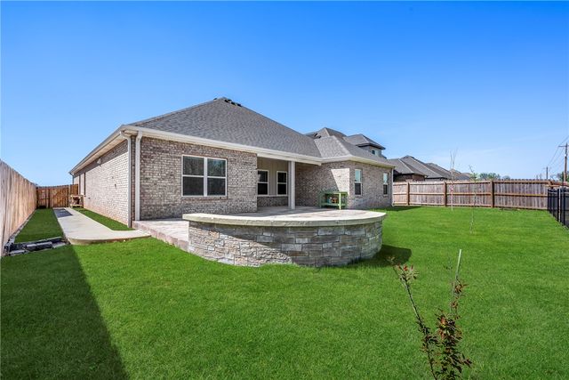 3907 SW Pecan Circle, Bentonville, AR 72713
