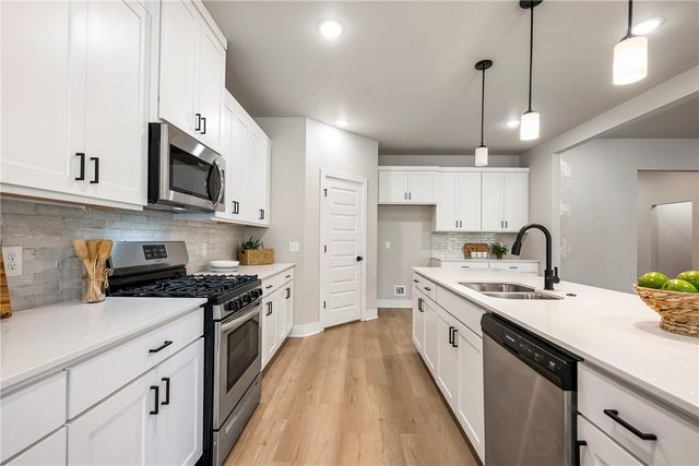 3907 SW Pecan Circle, Bentonville, AR 72713