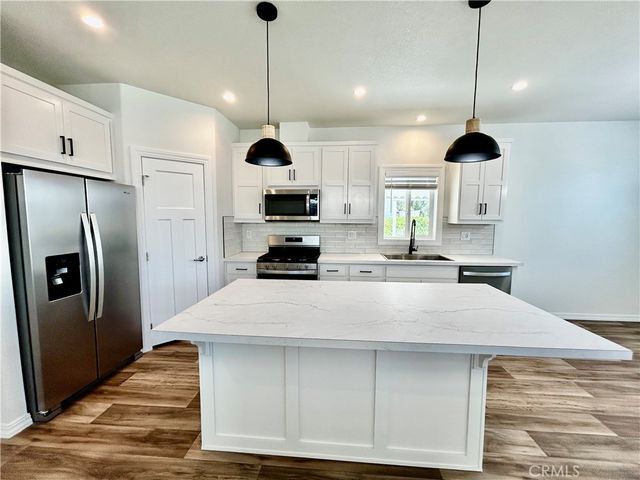 1536 S state Street 121, Hemet, CA 92543