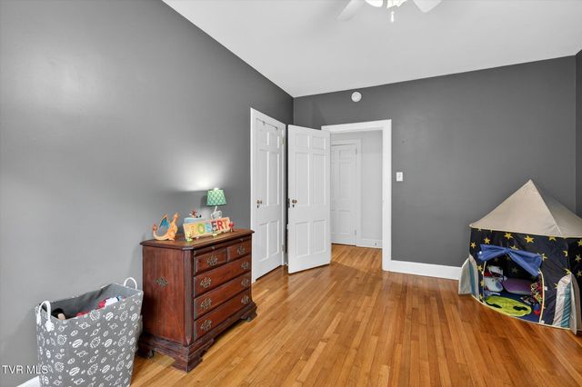 431 Arlington Avenue, Bristol, VA 24201