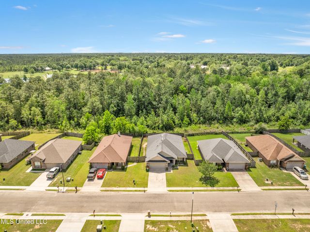 18280 Cardinal Lane, Gulfport, MS 39503