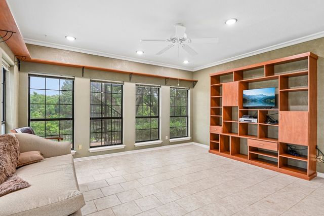 128 Sceptre Drive, Rockwall, TX 75032