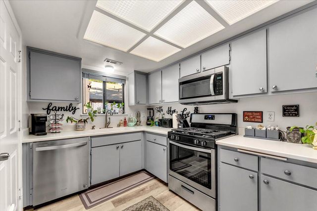 2861 Shotwick Trail, Redding, CA 96002