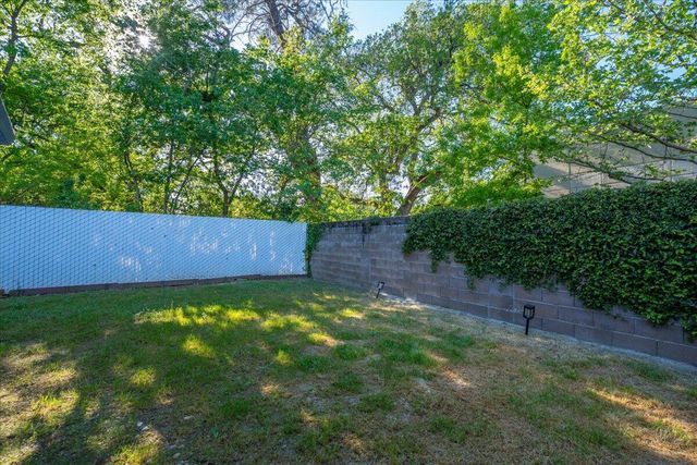 2861 Shotwick Trail, Redding, CA 96002