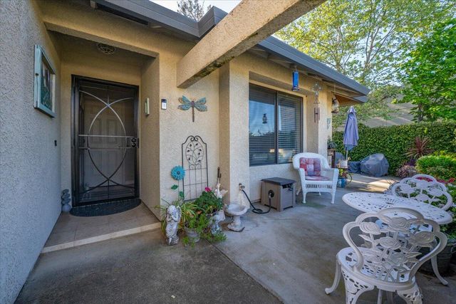 2861 Shotwick Trail, Redding, CA 96002