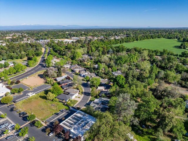 2861 Shotwick Trail, Redding, CA 96002