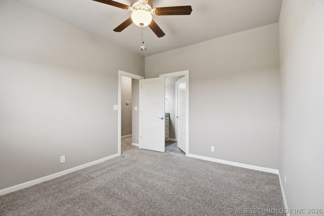 17002 S 11th West Avenue, Glenpool, OK 74033