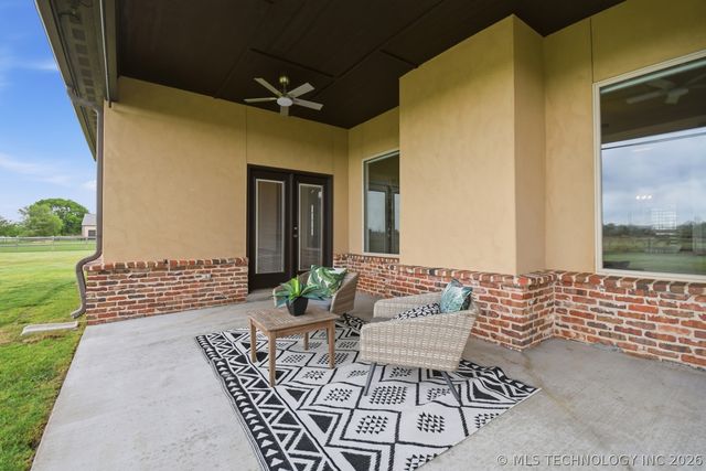 17002 S 11th West Avenue, Glenpool, OK 74033