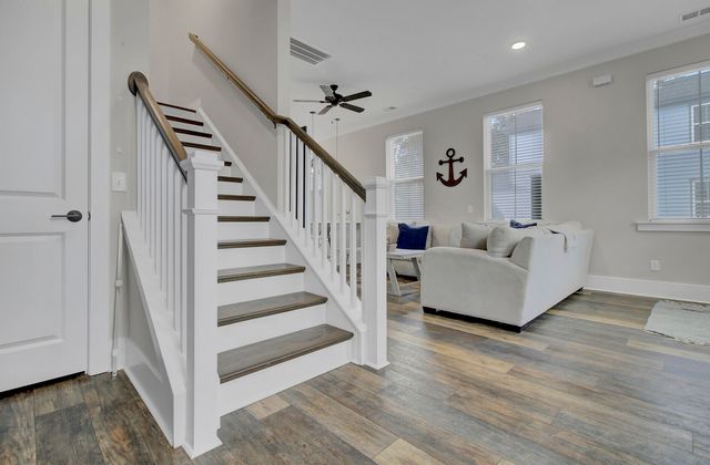 8606 Bowen Corner Avenue, Hanahan, SC 29410