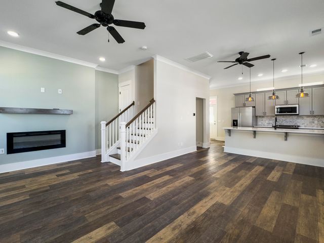 8606 Bowen Corner Avenue, Hanahan, SC 29410