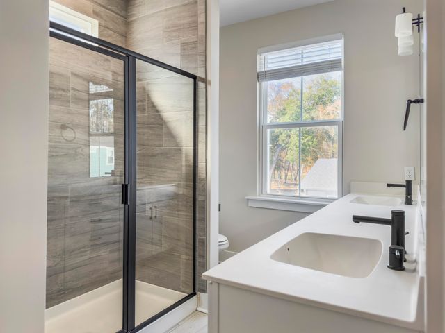 8606 Bowen Corner Avenue, Hanahan, SC 29410