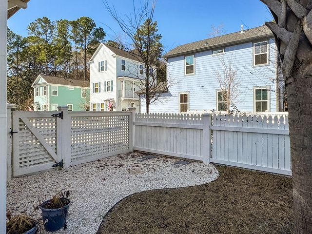 8606 Bowen Corner Avenue, Hanahan, SC 29410