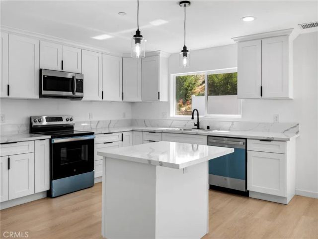 13720 Spring Valley Parkway, Victorville, CA 92395