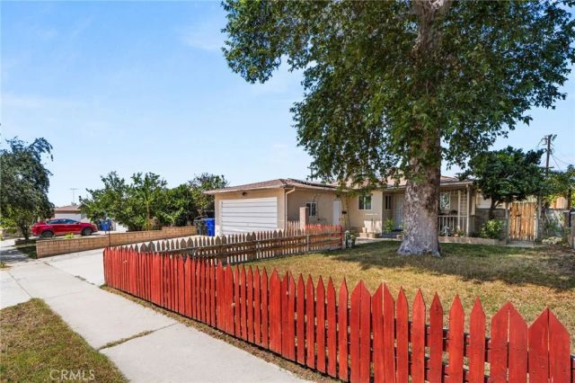 114 S Tamarisk, Rialto, CA 92376