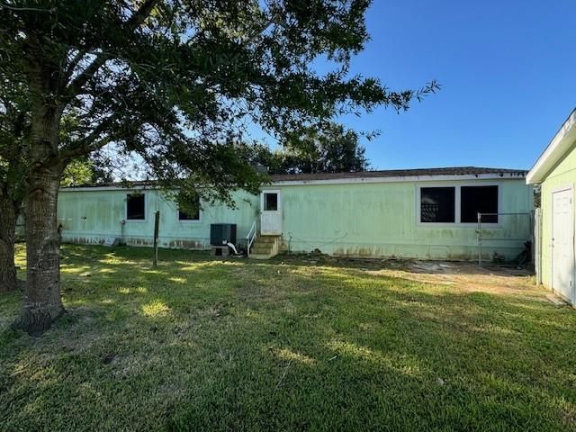 2035 Stone Trace Drive, Rosharon, TX 77583