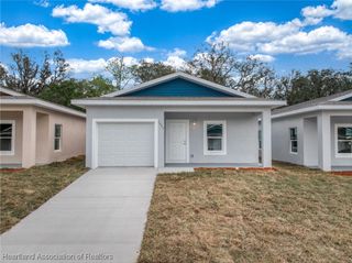1429 Las Villas Blvd, Sebring, FL 33870