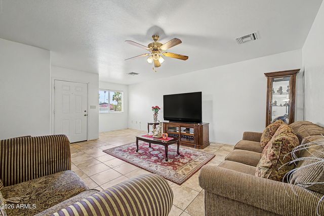 1564 S ROYAL PALM Road, Apache Junction, AZ 85119