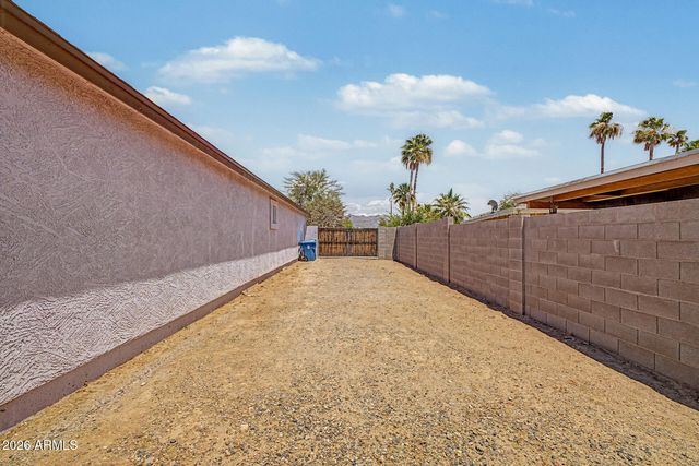 1564 S ROYAL PALM Road, Apache Junction, AZ 85119
