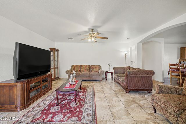 1564 S ROYAL PALM Road, Apache Junction, AZ 85119