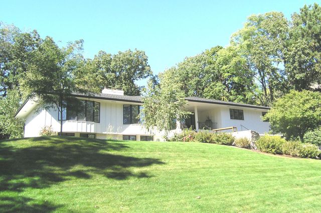 7108 Shannon Drive, Edina, MN 55439