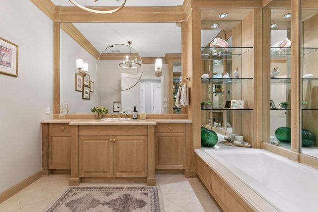 7108 Shannon Drive, Edina, MN 55439