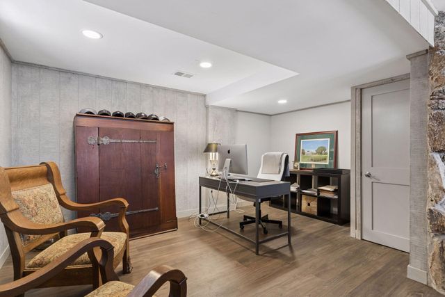 7108 Shannon Drive, Edina, MN 55439