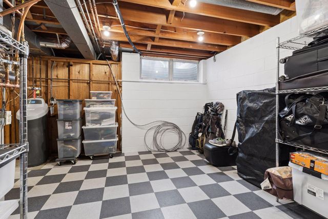 7108 Shannon Drive, Edina, MN 55439