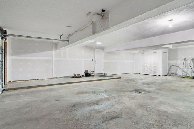 7108 Shannon Drive, Edina, MN 55439