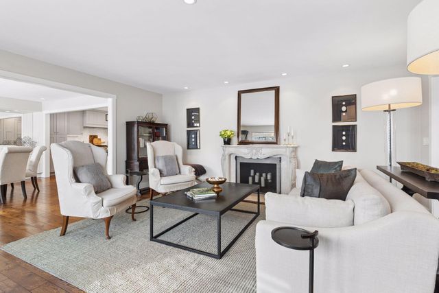 7108 Shannon Drive, Edina, MN 55439