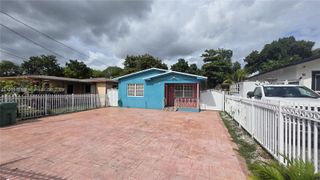 2355 NW 59th St, Miami, FL 33142