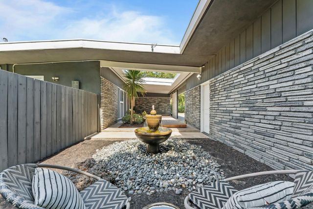 4935 Fair Oaks Blvd, Carmichael, CA 95608