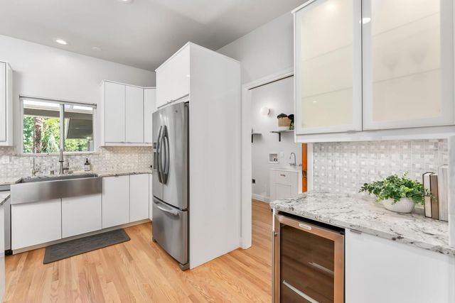 4935 Fair Oaks Blvd, Carmichael, CA 95608