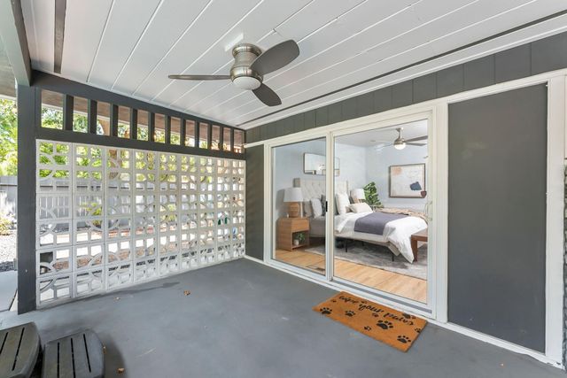 4935 Fair Oaks Blvd, Carmichael, CA 95608