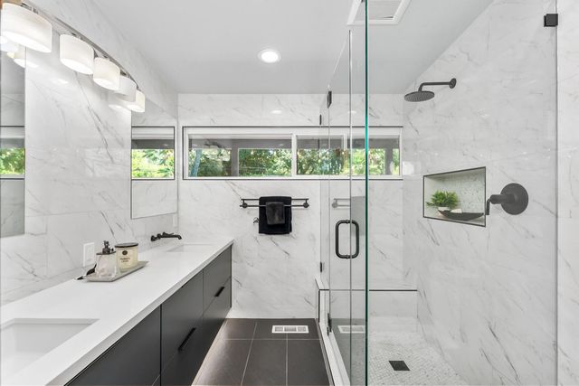 4935 Fair Oaks Blvd, Carmichael, CA 95608